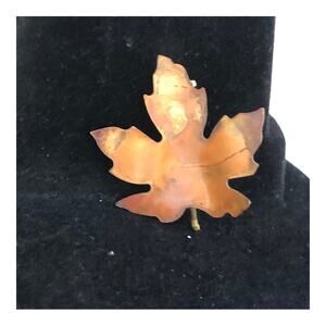 Vintage Gold Tone Metal Textured Maple Leaf Pin Brooch